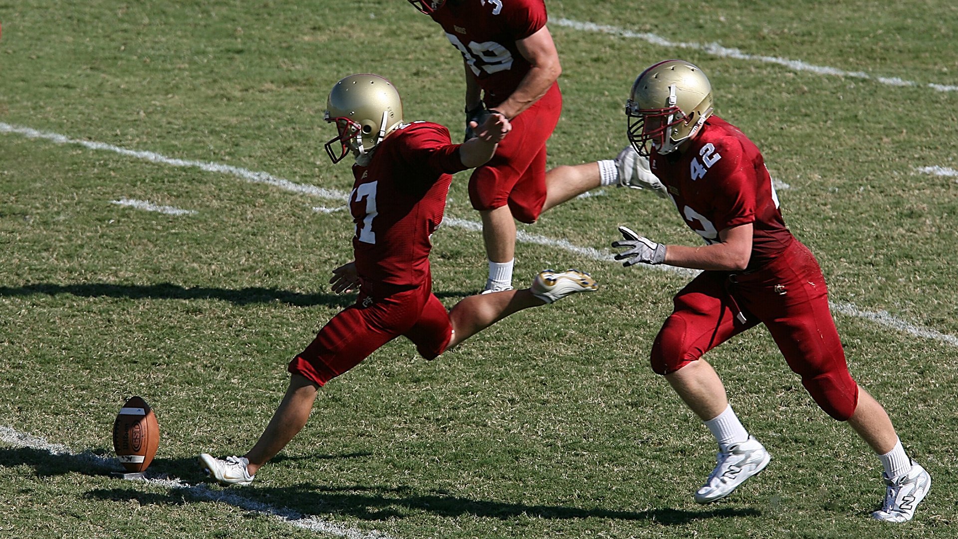 博卡青年前腰传球精准，是全场亮点，博卡青年著名球员